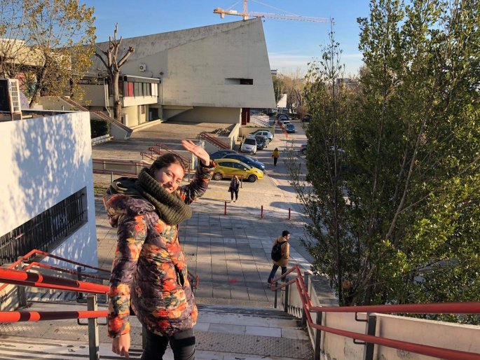 «Ήθελα να κάνω ένα βήμα παραπάνω. Για αυτό ήρθα στην Ελλάδα» λέει στο ethnos.gr η Rula Chalamani