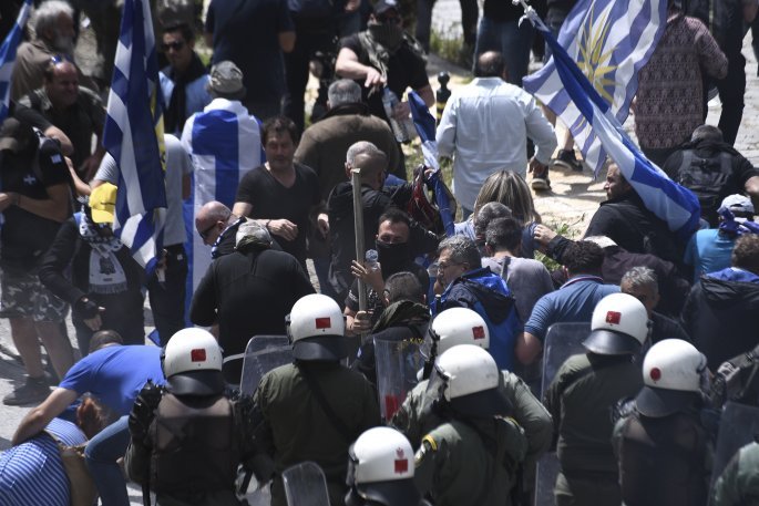 ap18168328317830.jpg ap18168328317830.jpg