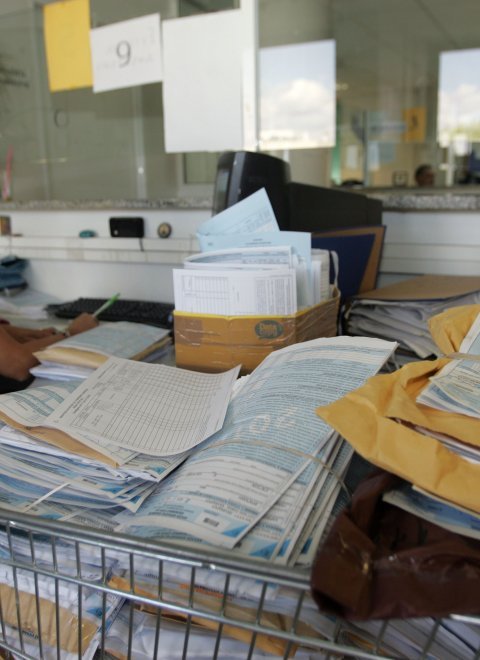 υπάλληλος, εφορία