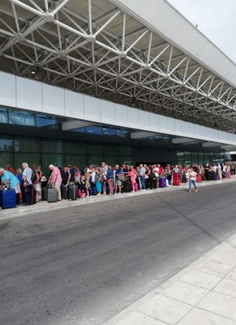 thomas-cook.jpg thomas-cook.jpg