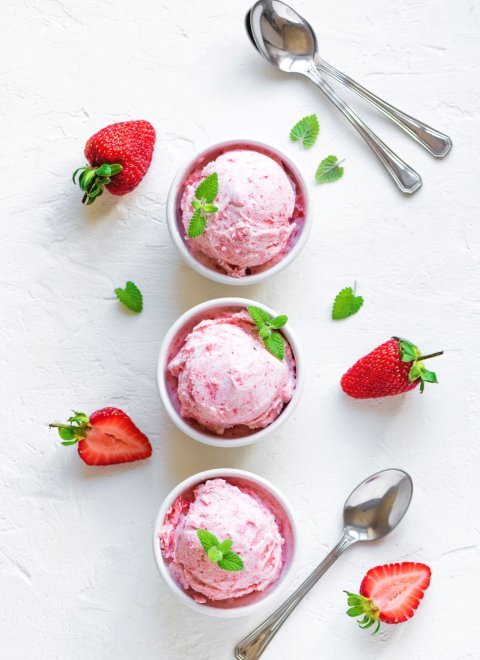 frozen_yogurt_strawberry.jpg frozen_yogurt_strawberry.jpg