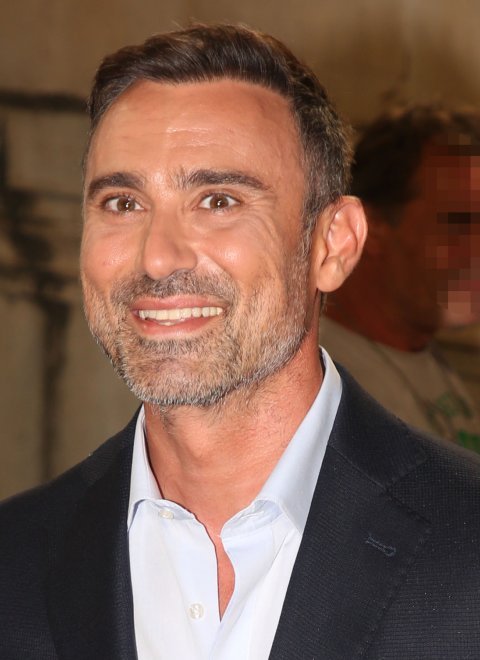 Kapoytzidhs Dhlwnei Anergos Omofylofilos Kai Eytyxismenos Karfi Gia Koygia E8nos